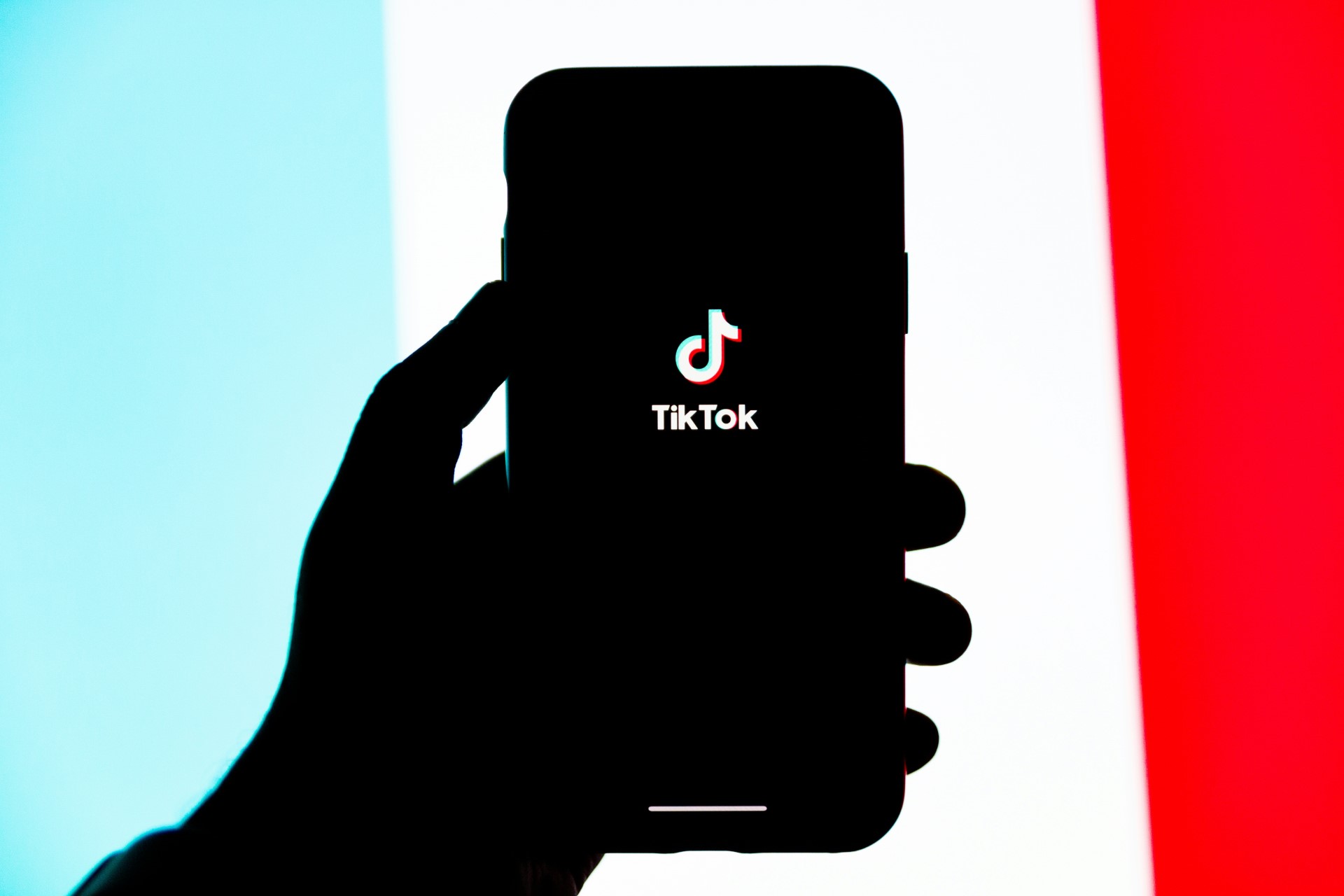 TikTok iPhone Reseller Ban Discontinued