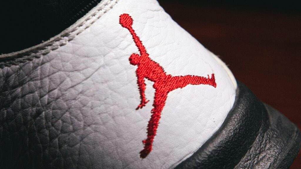 2025 Air Jordan 4 Reselling Guide