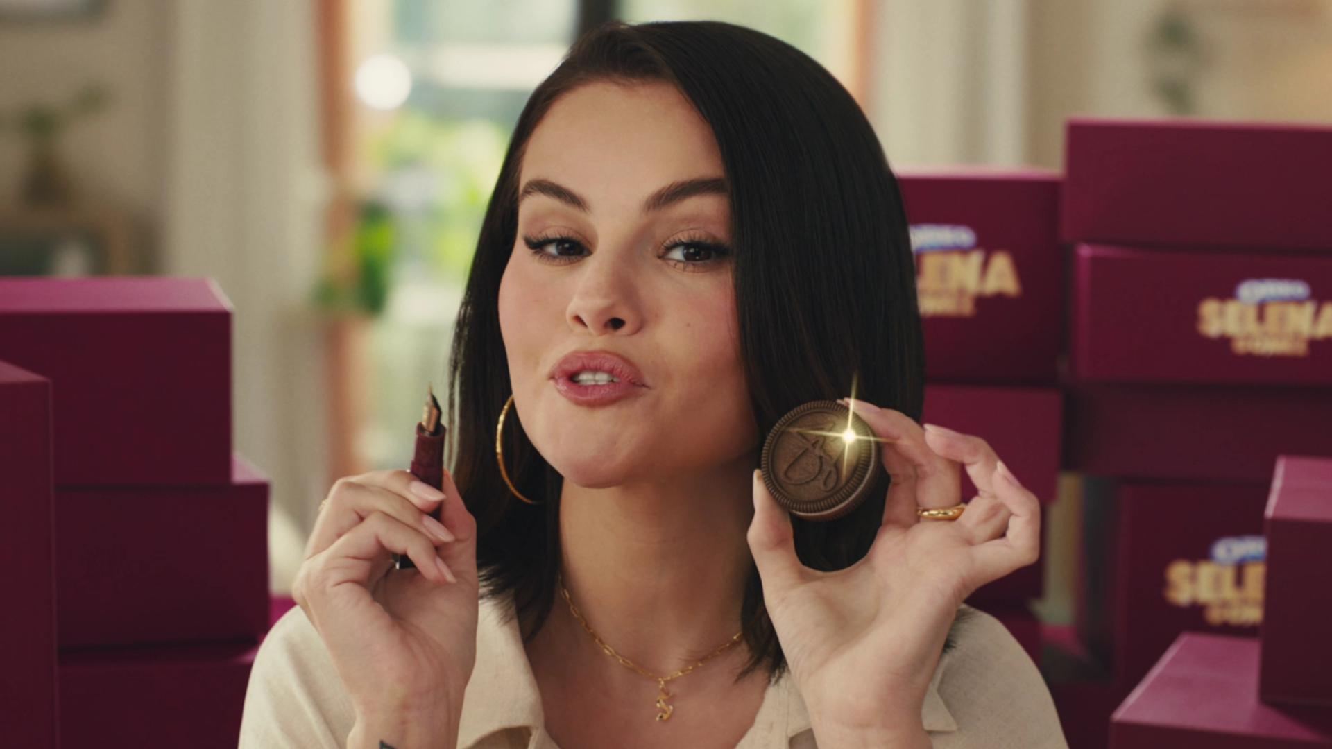 Selena Gomez Oreo Limited Edition Reseller