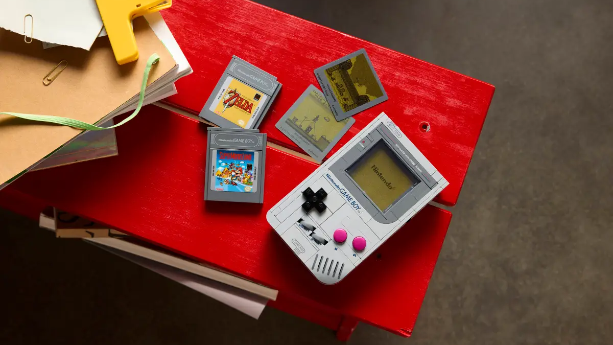 Lego Game Boy 72046 Reseller Preorder