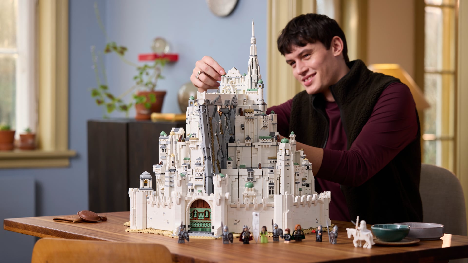 LEGO Minas Tirith 11377 Lotr Reseller