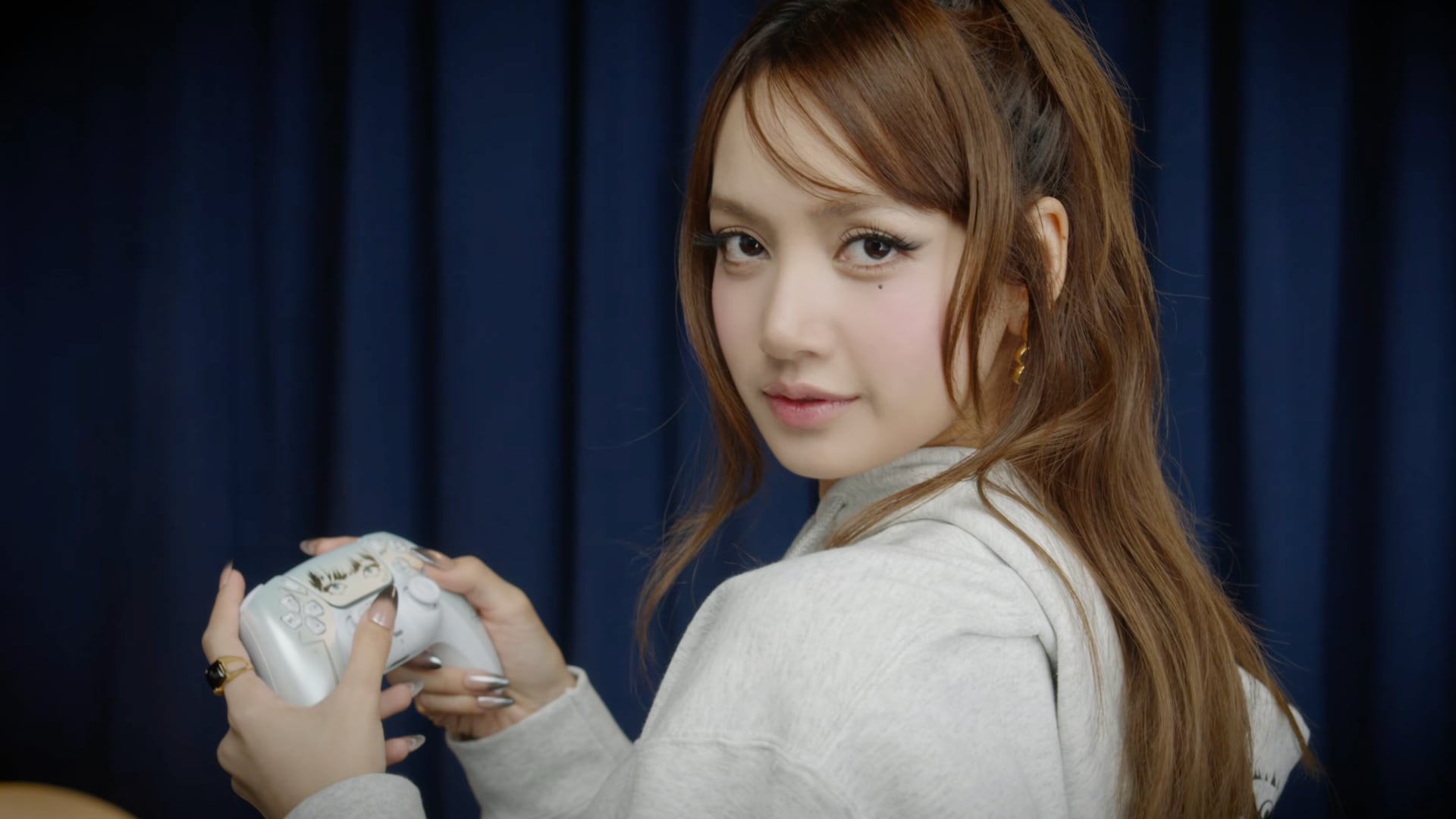 PlayStation Lisa DualSense Controller Reseller Blackpink